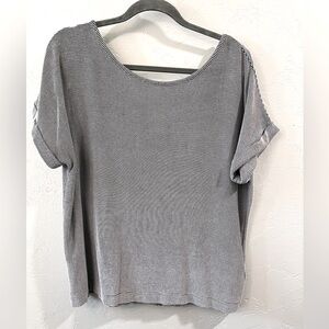 Textured strip top with button up back